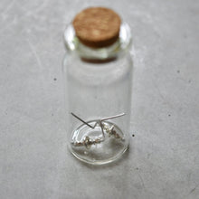 画像をギャラリービューアに読み込む, カレンシルバーのキャッチのいらないピアス -cross-|YEAH.JAPAN(イエアジャパン)