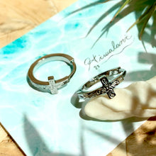 画像をギャラリービューアに読み込む, お風呂OK!金属アレルギー対応!クロスフープピアス|Hiwalani(ヒワラニ)