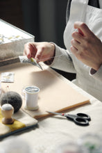 画像をギャラリービューアに読み込む, ブローチ【ストロベリーピンク】|tsubutsubu design.(ツブツブデザイン)