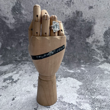 画像をギャラリービューアに読み込む, HUG THE HOPE. CROSS (31)|Truph.BIJOUX(トリュフビジュー)