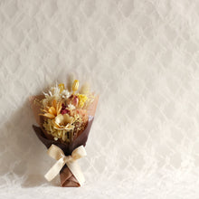 画像をギャラリービューアに読み込む, ドライフラワーのブーケ BOX入り*Yellow|Luna et Lily(ルナエリリ)