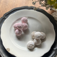 画像をギャラリービューアに読み込む, ころころスノーボール缶|La Mieux(ラミウ)