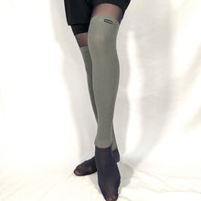 画像をギャラリービューアに読み込む, 日本製 超極細シルク レッグウォーマー 黒|Coco Sharqi Japan(ココシャルキ)