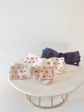 画像をギャラリービューアに読み込む, Little Hearts フランス刺繍 リボンバレッタ|SUNNY RIBBON(サニーリボン)