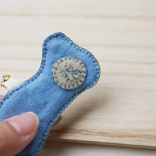 画像をギャラリービューアに読み込む, 和み猫のバッグチャーム 灰とら ながのび|Little Plum(リトルプラム)