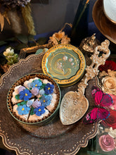 画像をギャラリービューアに読み込む, フラワー缶|Amane(アマネ)