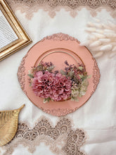 画像をギャラリービューアに読み込む, 大きなダリアのフラワーリース|flowers luciole(フラワーズ ルシオール)