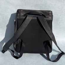 画像をギャラリービューアに読み込む, Box Backpack ボックスリュック|enrio(エンリオ)