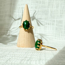 画像をギャラリービューアに読み込む, 金属アレルギー対応『魔除の石』マラカイト・クラウンリング / 錆びない素材|Hiwalani(ヒワラニ)