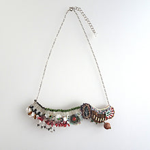 画像をギャラリービューアに読み込む, 冬の街//立体刺繍ネックレス|hanmmmo(ハンモ)