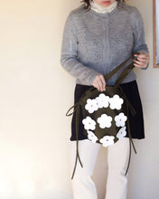 画像をギャラリービューアに読み込む, Rugby ball bag<Leather Flower motif>|Cherry on top(チェリーオントップ)