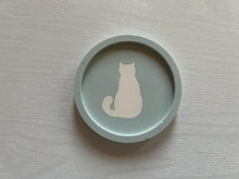 画像をギャラリービューアに読み込む, 丸いにゃんこトレイ〈おすわり〉|Delight(デライト)