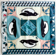 画像をギャラリービューアに読み込む, ハンカチ《アデリーペンギン》|コトリヨガ
