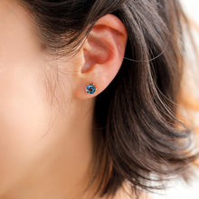画像をギャラリービューアに読み込む, K18 London blue topaz Hexa/ロンドンブルートパーズ ヘキサ ピアス|MITURE(ミチュール)