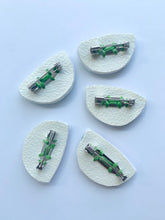画像をギャラリービューアに読み込む, ブローチ【スイカ】|tsubutsubu design.(ツブツブデザイン)