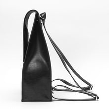 画像をギャラリービューアに読み込む, KLON SQUARE LINE RUCKSACK|KLON(クローン)