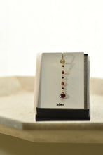 画像をギャラリービューアに読み込む, 赤い煌めき ガーネットシングルピアス|bis.(ビス)