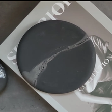 画像をギャラリービューアに読み込む, Round Tray|nest(ネスト)