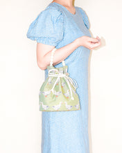 画像をギャラリービューアに読み込む, bucket drawstring bag <duck in the garden>|Cherry on top(チェリーオントップ)