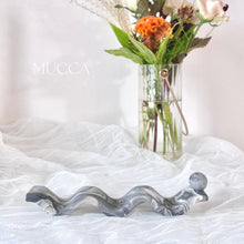画像をギャラリービューアに読み込む, Jesmonite Sit Up Incense Holder -Marble |Mucca x Tigre(ムッカティーグレ)