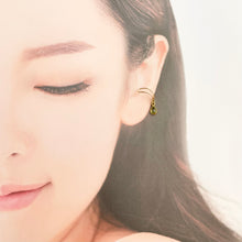 画像をギャラリービューアに読み込む, ペリドットのイヤーカフ|Na Lumière (ナ ルミエール)