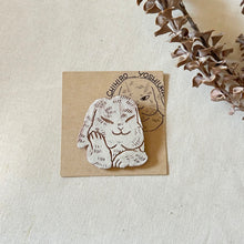 画像をギャラリービューアに読み込む, ブローチ うさぎ C|ヨシウラチヒロ