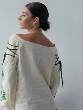 画像をギャラリービューアに読み込む, リネン 刺繍ブラウス「ロマンティック」|Ukrainian Embroidery Wear ”Mavka”(ウクライナシシュウノアパレル マウカ)