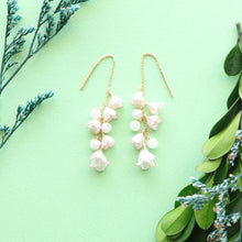 画像をギャラリービューアに読み込む, 鈴蘭とひすいのピアス|s.o.f.i. (ソフィー)