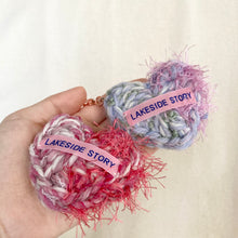 画像をギャラリービューアに読み込む, 毛糸のハートチャーム|LAKESIDE STORY(レイクサイドストーリー)
