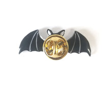 画像をギャラリービューアに読み込む, コウモリ ピンバッジ・アンブレラマーカー|HONAMIRUKA(ホナミルカ)