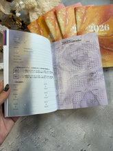 画像をギャラリービューアに読み込む, 2026年版スケジュール手帳|season(シーズン)