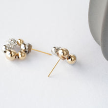 画像をギャラリービューアに読み込む, キラキラリースのピアス サージカルステンレス クリスタルガラス ゴールド シルバー|BLANCHE NEIGE(ブランシュネージュ)
