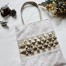 画像をギャラリービューアに読み込む, フラワーモチーフバッグ(ベージュ)|Nikomatch(ニコマッチ)