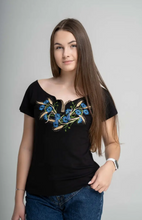 画像をギャラリービューアに読み込む, 刺繍入りT-シャツ ・ 深いネックライン|Ukrainian Embroidery Wear ”Mavka”(ウクライナシシュウノアパレル マウカ)
