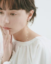 画像をギャラリービューアに読み込む, gold crystal chain|felice(フェリーチェ)