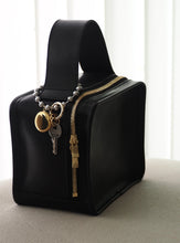 画像をギャラリービューアに読み込む, Moon locket keychain キーホルダー キーリング|LUNACHIC(ルナシック)