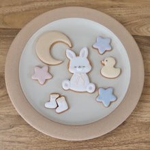 画像をギャラリービューアに読み込む, おやすみうさちゃんのアイシングクッキーセット|chomp(チョンプ)