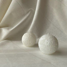 画像をギャラリービューアに読み込む, ちいさなおつきさま|とある庭から(トアルニワカラ)