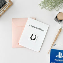 画像をギャラリービューアに読み込む, コンビニで売っているamazonギフトカードが入るラッピングカードホルダー 蹄鉄|okuru(オクル)