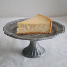 画像をギャラリービューアに読み込む, 【とろ〜りとろける】なめらかベイクドチーズケーキ|Quiche & Sweets fuWAri(キッシュアンドスイーツフワリ)