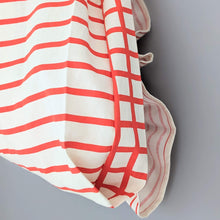 画像をギャラリービューアに読み込む, 作家オリジナル生地でつくった肩掛けアシメフリルバッグ|takutomo(タクトモ)