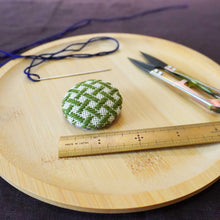 画像をギャラリービューアに読み込む, こぎん刺し/四ツ目あじろ|PlusDot+.(プラスドット)