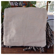 画像をギャラリービューアに読み込む, 天然素材のマクラメポーチ|MANGALA ARATI(マンガラ アーラティー)