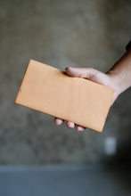 画像をギャラリービューアに読み込む, 余白を愉しむ長札入れ〈LOCUS-LW〉|Has(ハズ)