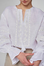 画像をギャラリービューアに読み込む, 刺繡入りブラウス・優しい白|Ukrainian Embroidery Wear ”Mavka”(ウクライナシシュウノアパレル マウカ)