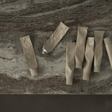 画像をギャラリービューアに読み込む, N°5 SANDALWOOD フレグランス ハンドクリーム|suuw.(スゥドット)