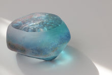 画像をギャラリービューアに読み込む, 水底の石|yukinas glass inblue(ユキナス グラス インブルー)