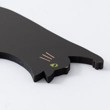 画像をギャラリービューアに読み込む, 猫雑貨・木製プレート&コースター【ねこまみれロング のびる・黒】|Ten&O