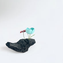 画像をギャラリービューアに読み込む, 炭オブジェ/エネルギーの花咲く|櫂の炭(カイノスミ)