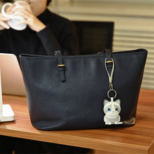 画像をギャラリービューアに読み込む, ハンドメイドレザー製キーホルダーチャーム NECO・クロネコ|WOODPEPE(ウードペペ)